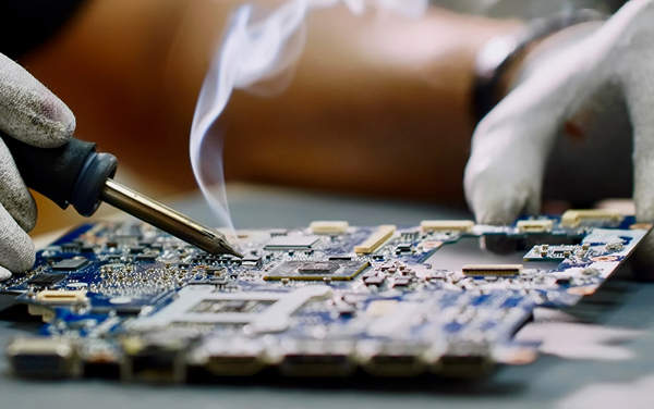 PCB soldering service
